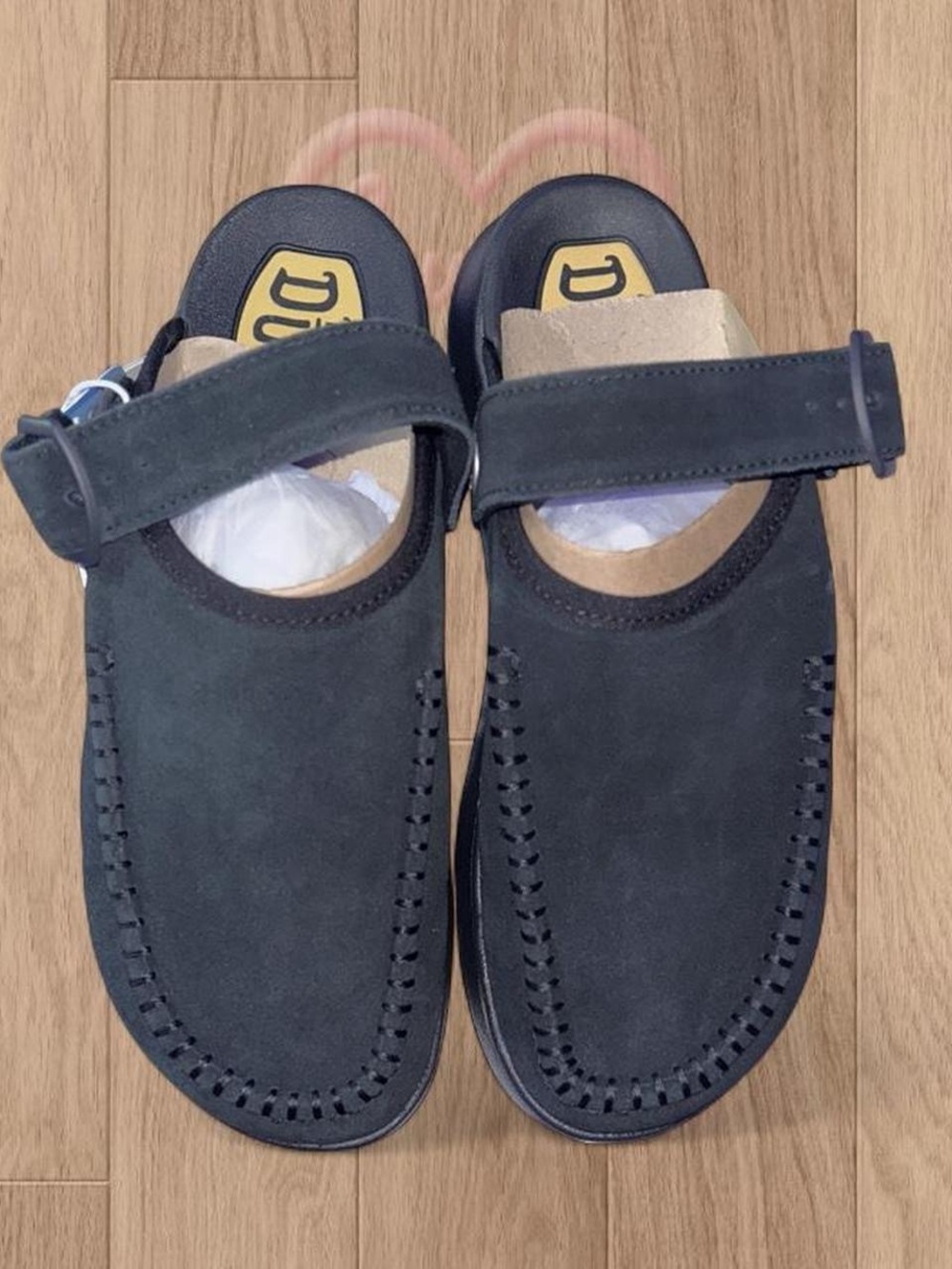 HEYDUDE Delray Clog Suede in Black 🖤